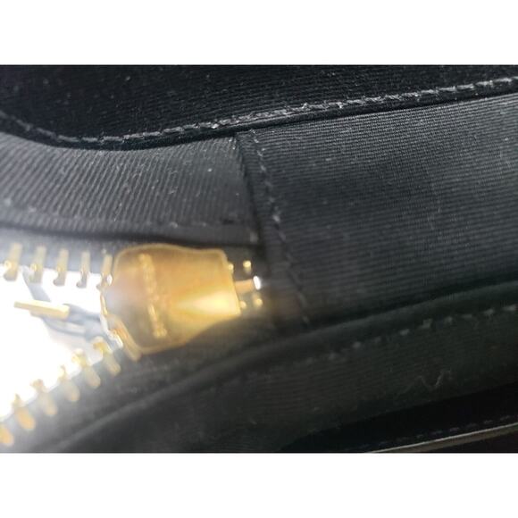 SAINT LAURENT 80's Vanity YSL Crossbody Bag in Quilted Grained Leather $1750 - Picture 9 of 11